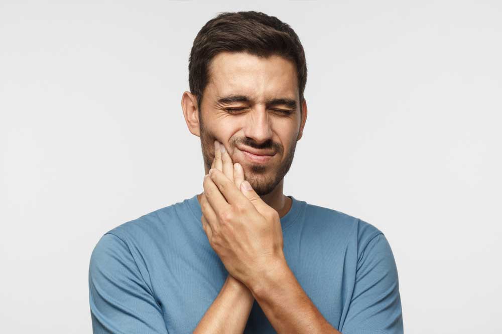 a dental patient with tooth pain